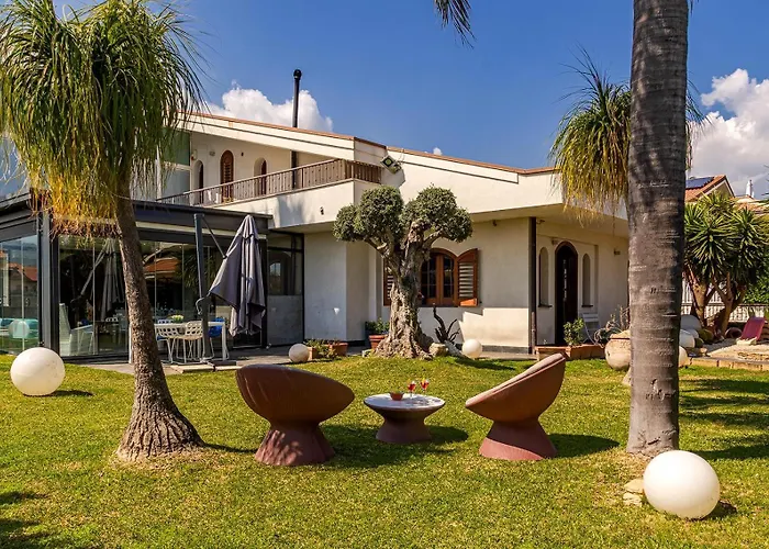 Thalina Villa